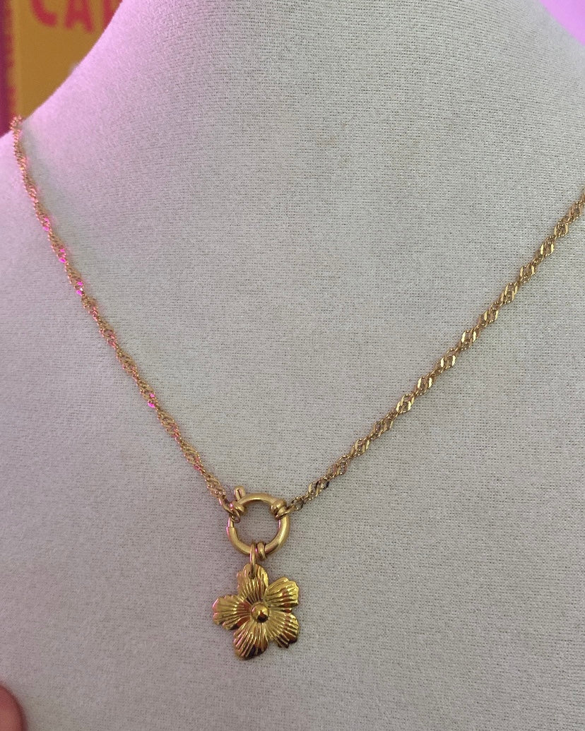 Collier Paros